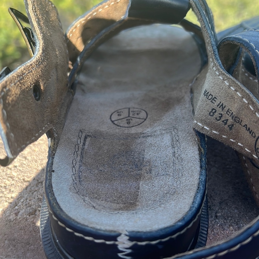 🏴 Blue Vintage Dr. Martens MIE Double Buckle Cut-Out Sandals UK 8 - Picture 15 of 16